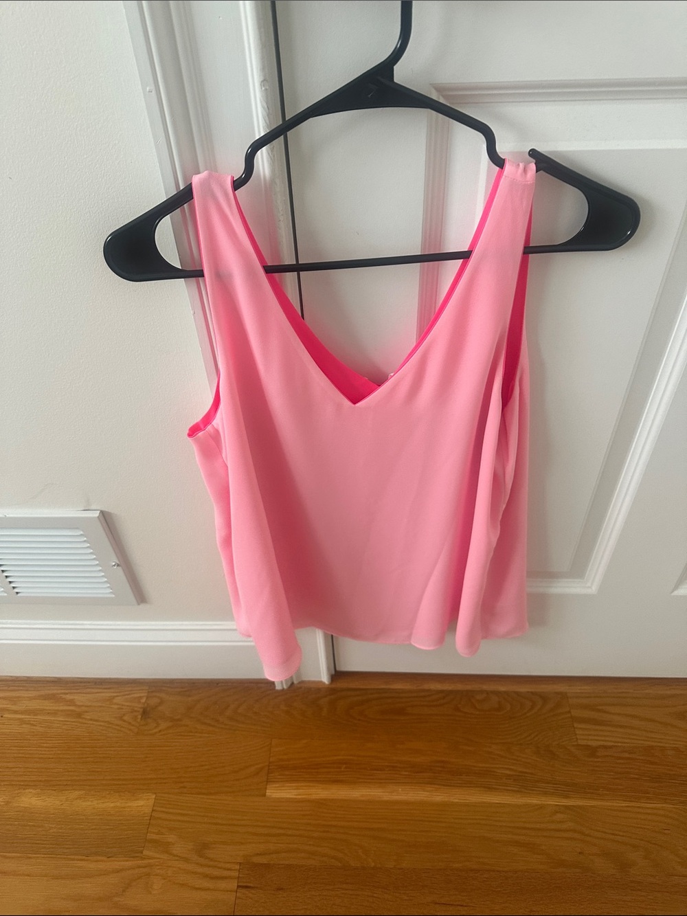 Lilly Pulitzer Pink V-Neck reversible Sleeveless Camisole